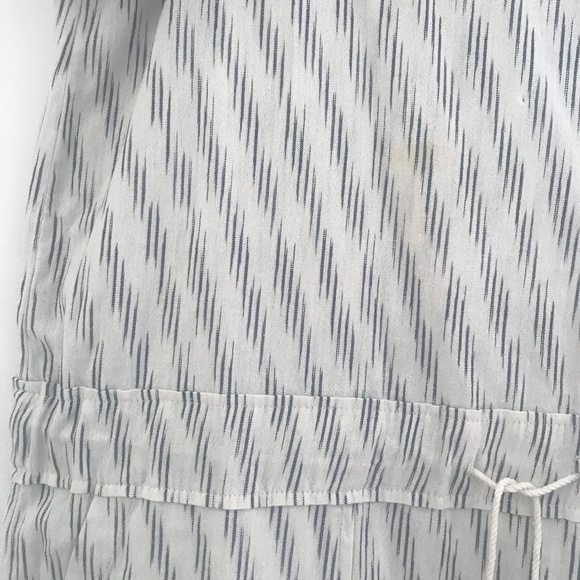 White + Navy Patterned Short Sleeve Dress - Picture 9 of 10